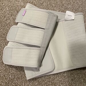 Frida Mom- Postpartum Belly Binder